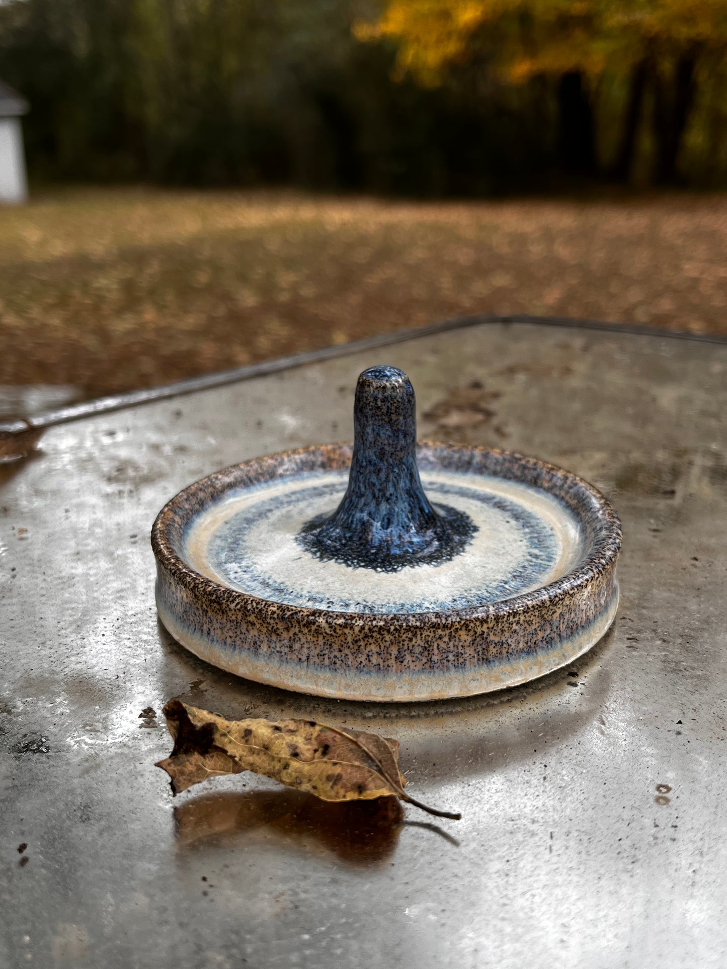 Stoneware ring dish